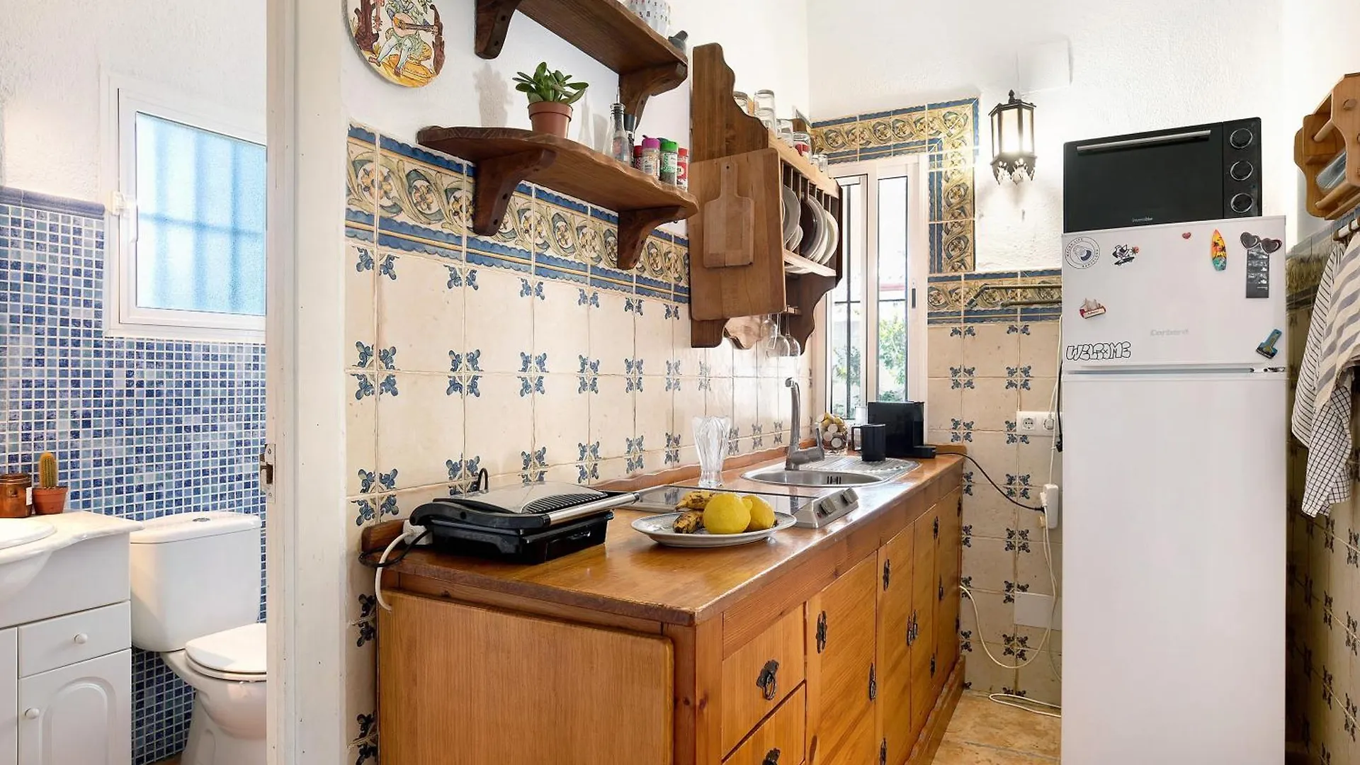 Casa Luna Los Canos De Meca Spain